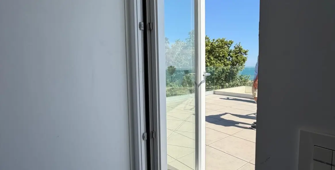 Venta de ático dúplex en Pedregalejo 24