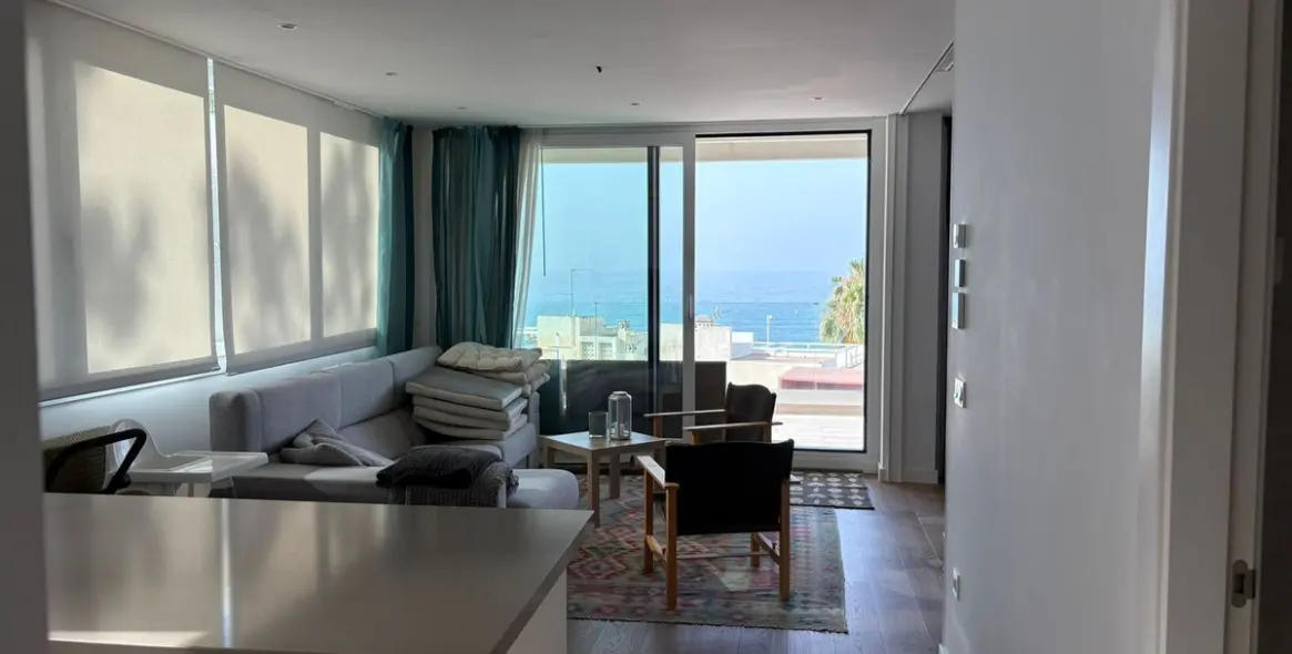 Venta de ático dúplex en Pedregalejo 27