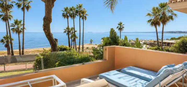 Venta de casa pareada en New Golden Mile 1