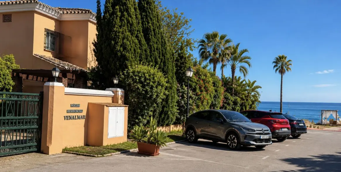 Venta de casa pareada en New Golden Mile 23