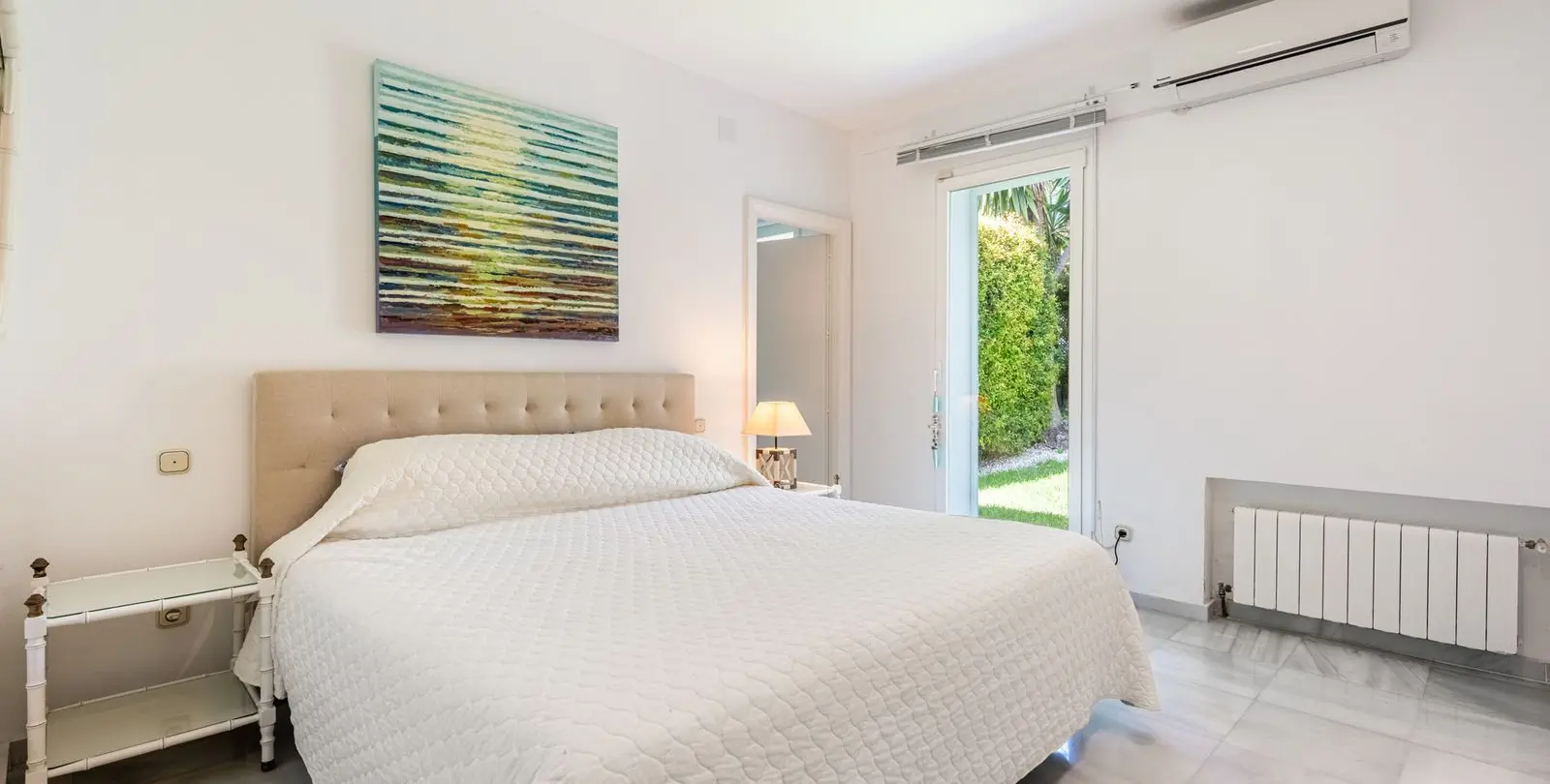 Sale of semi-detached house in Los Monteros 16