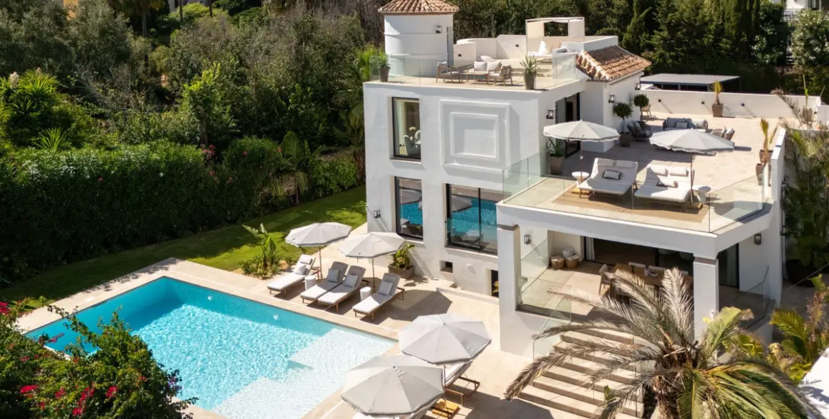 Alquiler a largo plazo de villa independiente en Marbella 1
