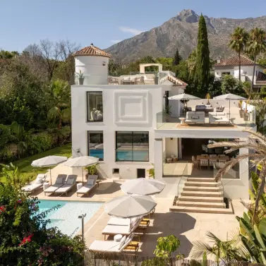 Alquiler a largo plazo de villa independiente en Marbella