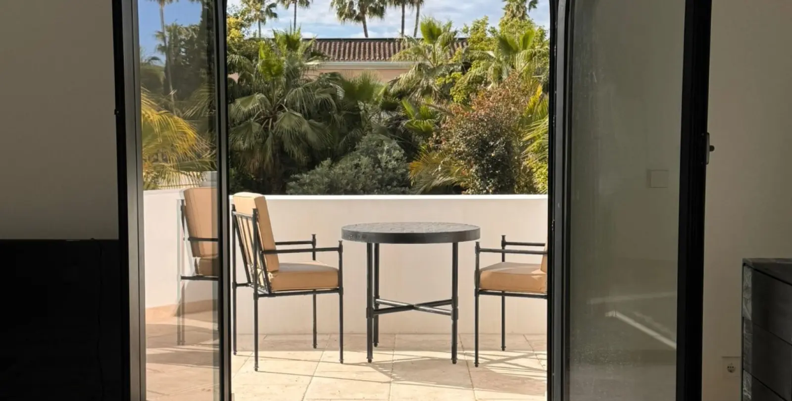 Short-term rent of detached villa in Aloha 13