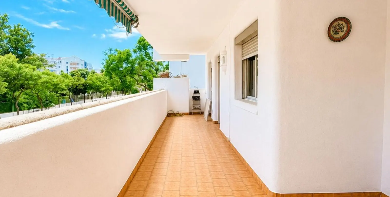 Продажа апартаментов на среднем этаже в Fuengirola 2