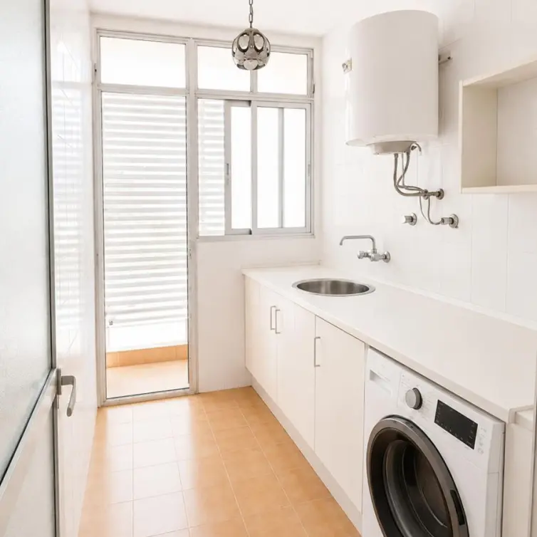 Venta de apartamento en planta media en Fuengirola