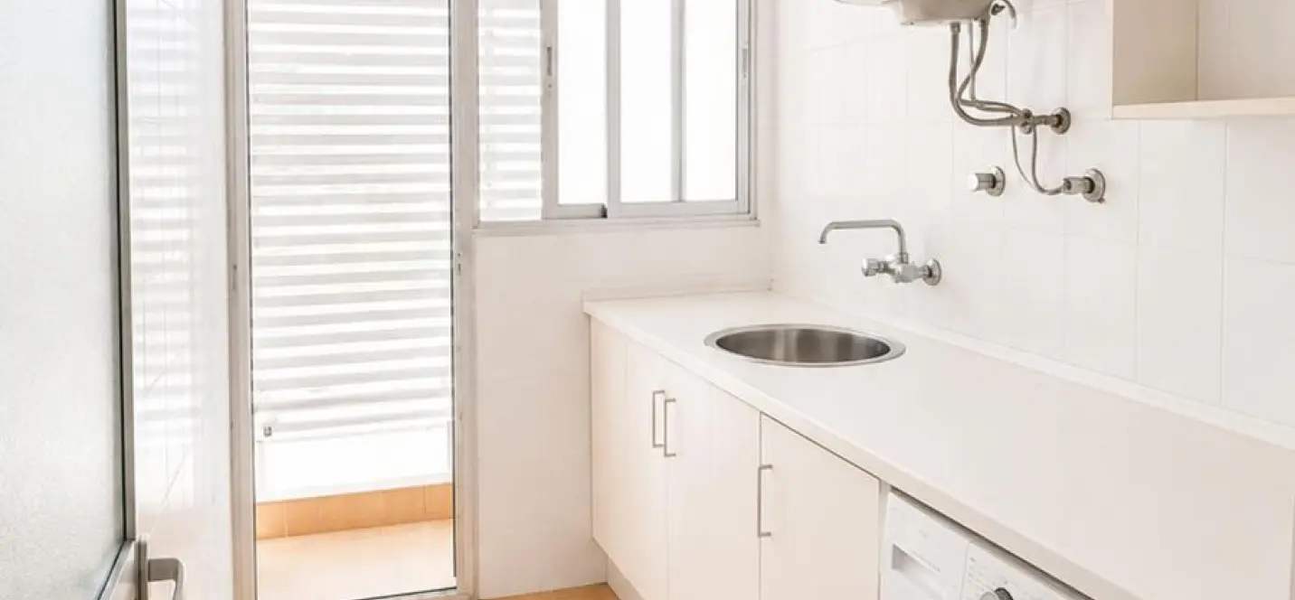 Venta de apartamento en planta media en Fuengirola 3