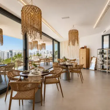 Venta de apartamento en planta media en Estepona