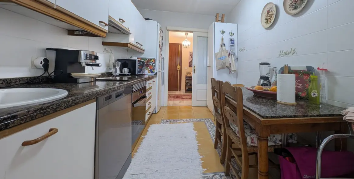 Venta de apartamento en planta media en Fuengirola 8