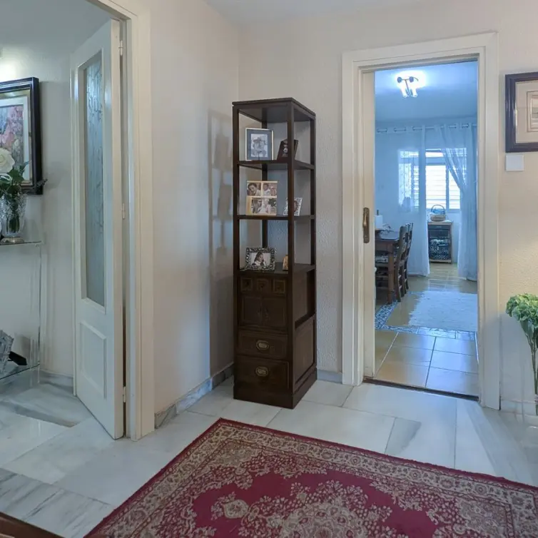 Venta de apartamento en planta media en Fuengirola