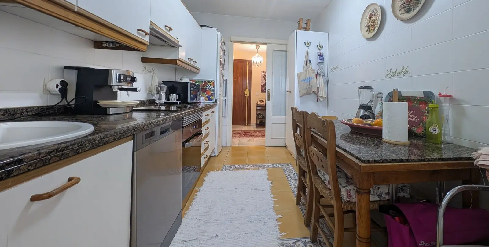 Sale of middle floor apartment in Fuengirola 8