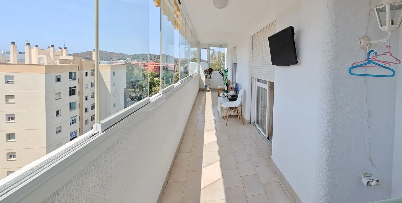 Sale of middle floor apartment in Fuengirola 27