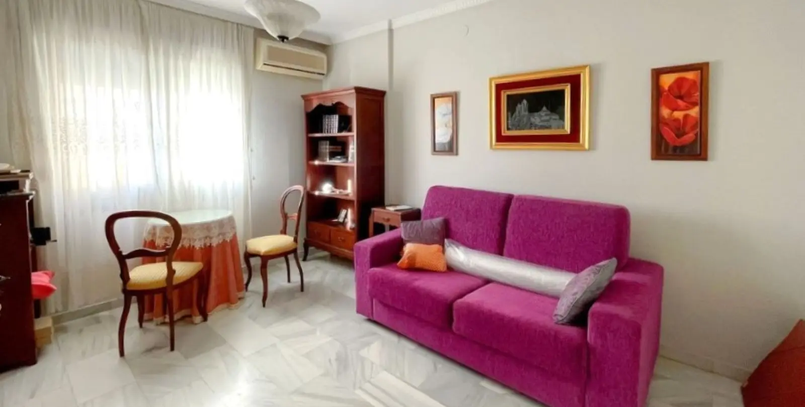Sale of middle floor apartment in Estepona 10