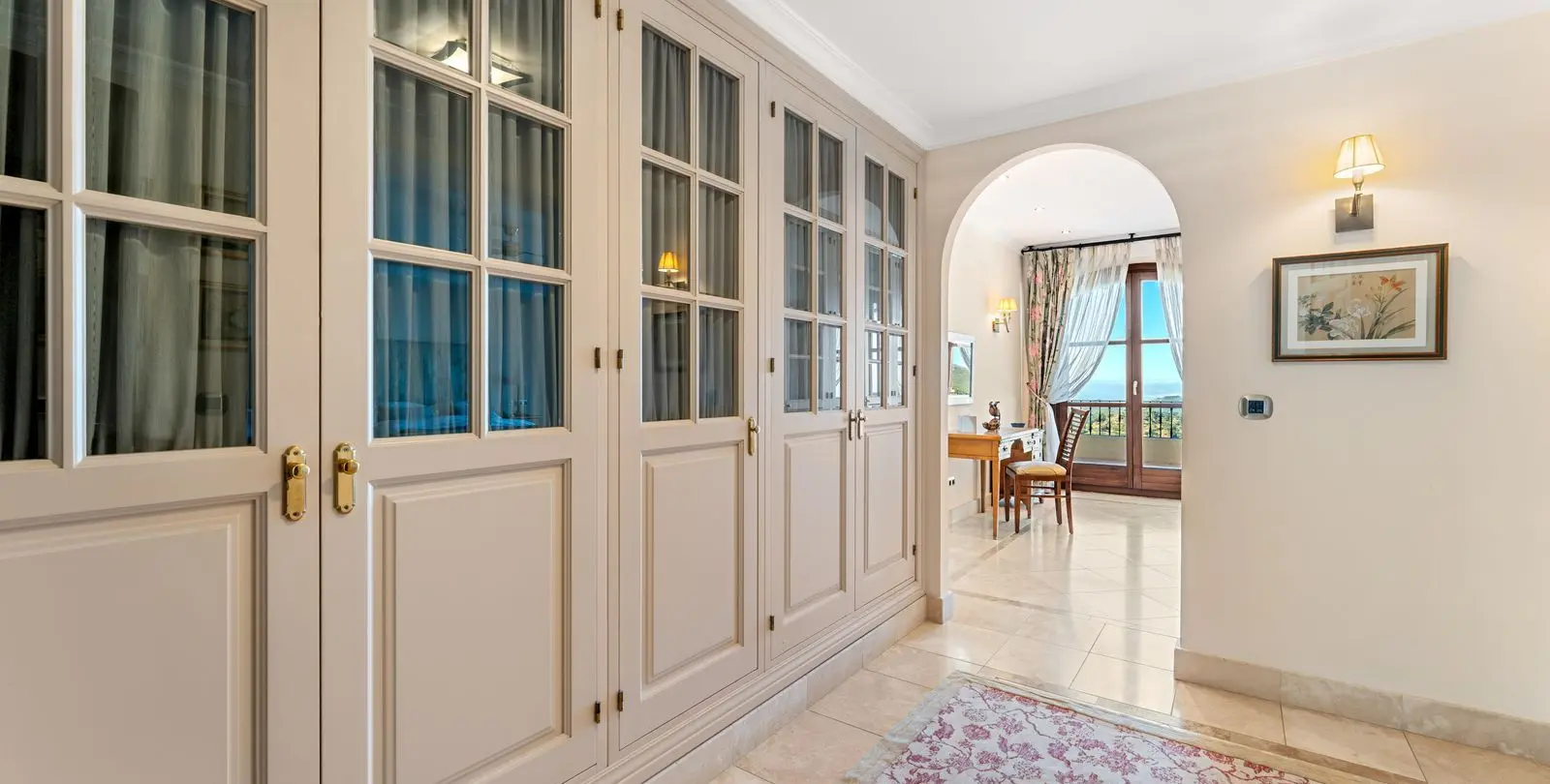 Sale of detached villa in Estepona 31
