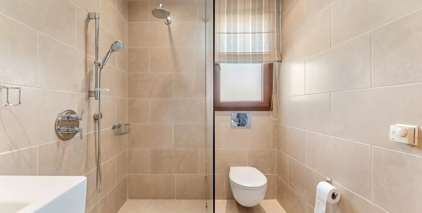 Sale of detached villa in Estepona 47