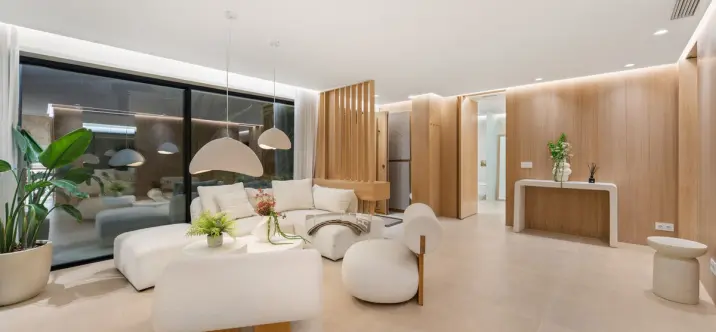 Venta de villa independiente en Nueva Andalucía 2