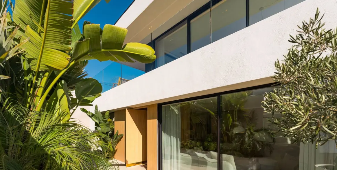 Venta de villa independiente en Nueva Andalucía 8