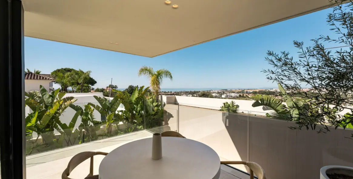 Venta de villa independiente en Nueva Andalucía 33