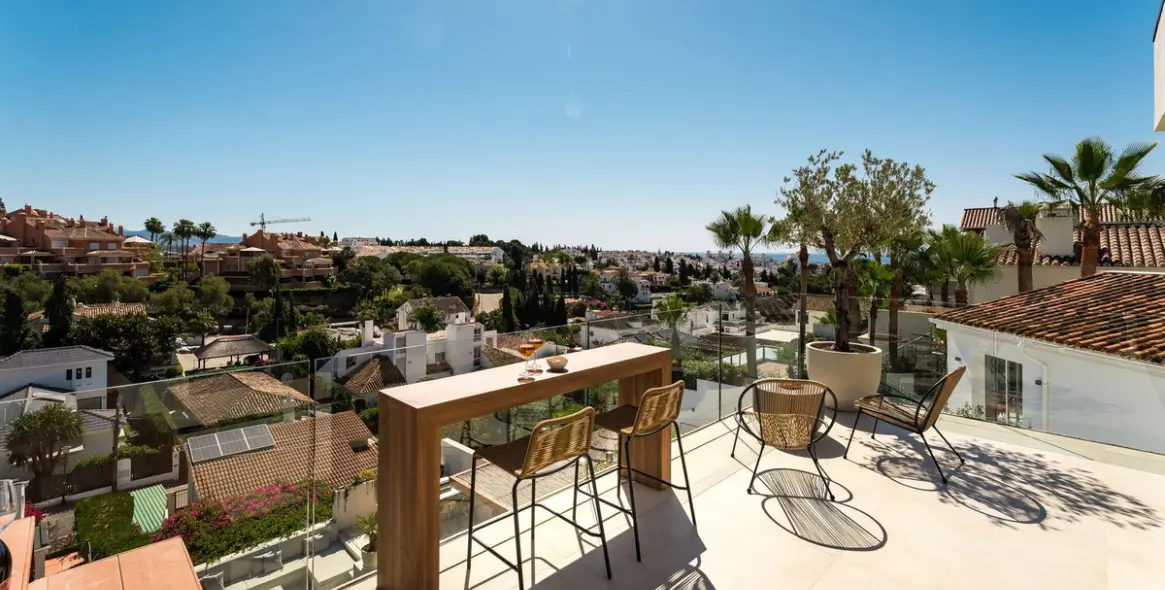 Venta de villa independiente en Nueva Andalucía 49
