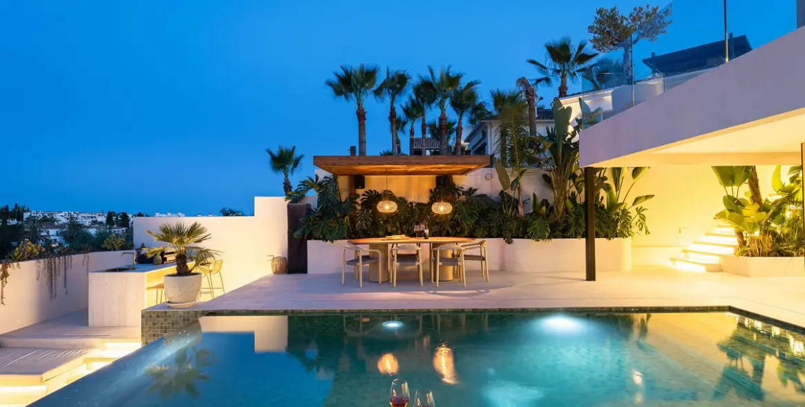 Venta de villa independiente en Nueva Andalucía 93