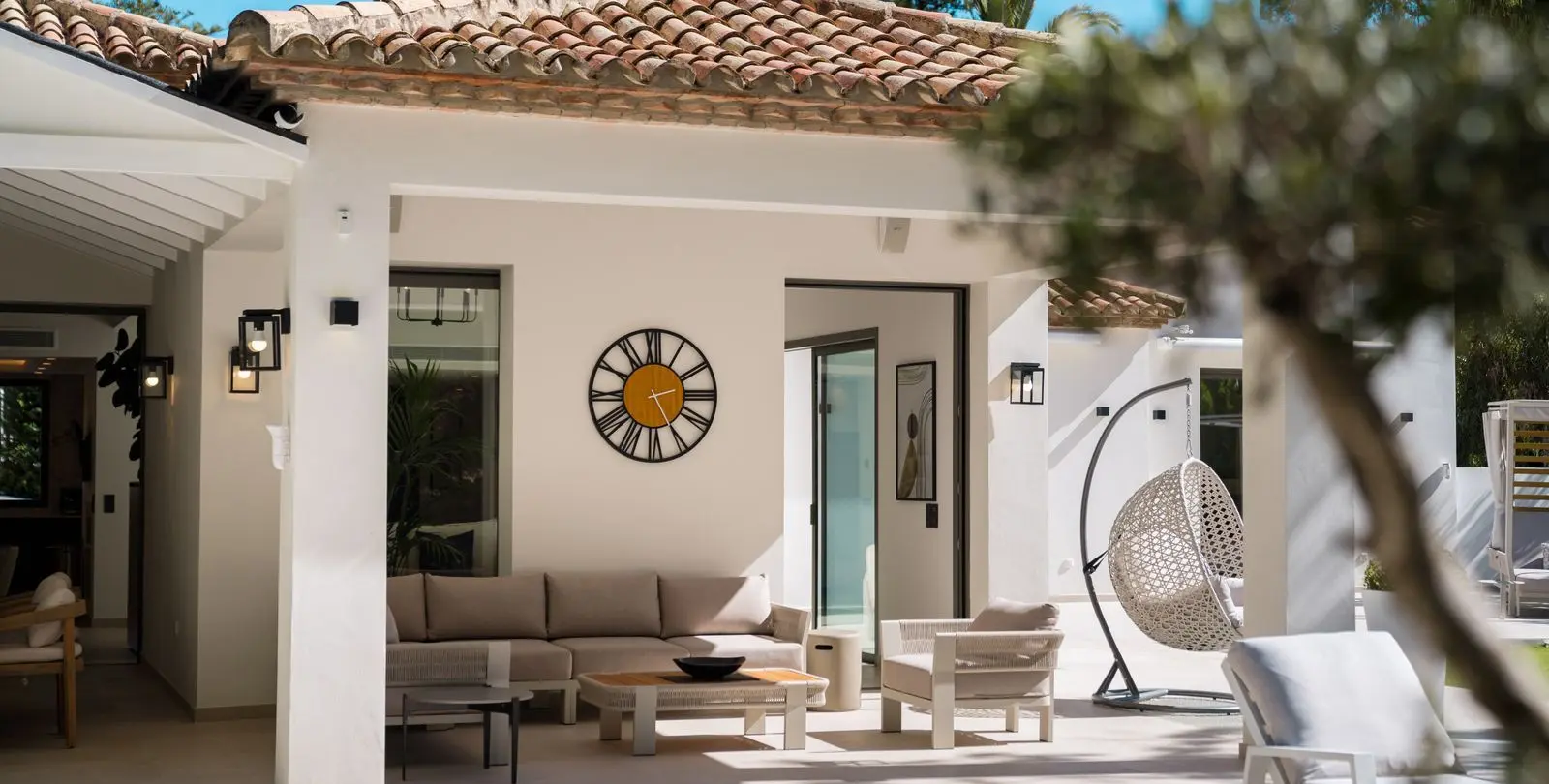 Venta de villa independiente en Nueva Andalucía 38