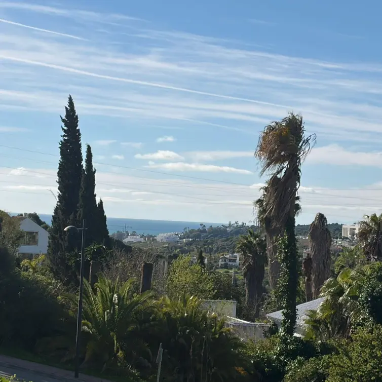 Venta de villa independiente en Estepona