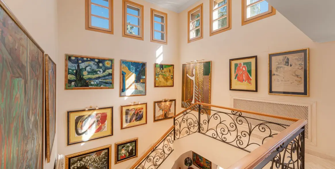 Sale of detached villa in Nueva Andalucía 6