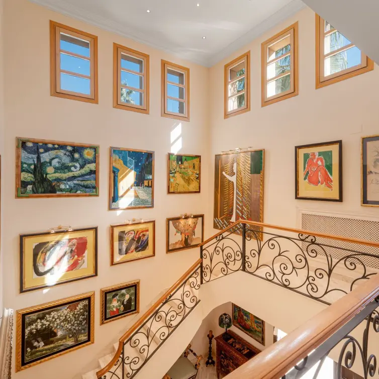 Sale of detached villa in Nueva Andalucía