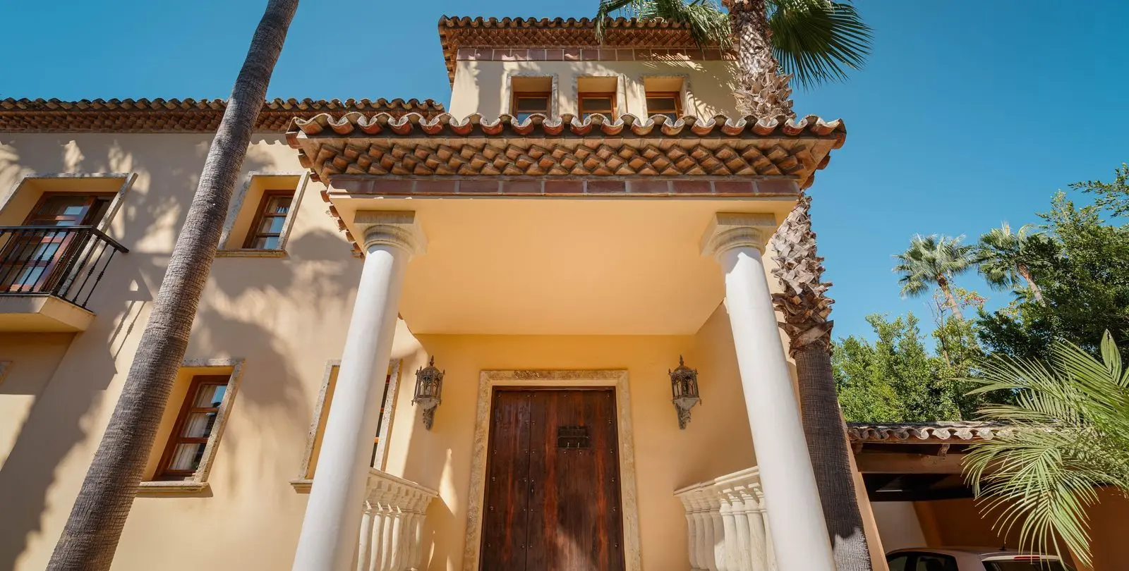 Venta de villa independiente en Nueva Andalucía 35