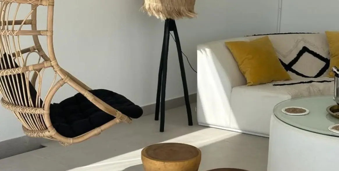 Alquiler a corto plazo de apartamento en planta media en Estepona 17