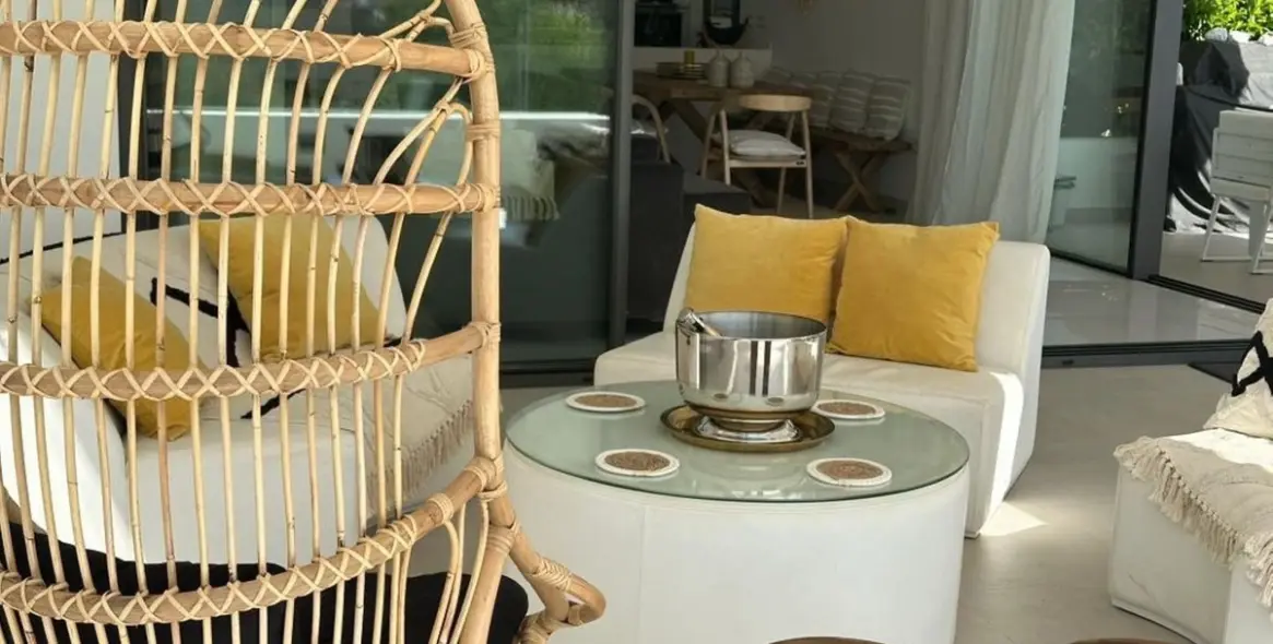 Alquiler a corto plazo de apartamento en planta media en Estepona 18