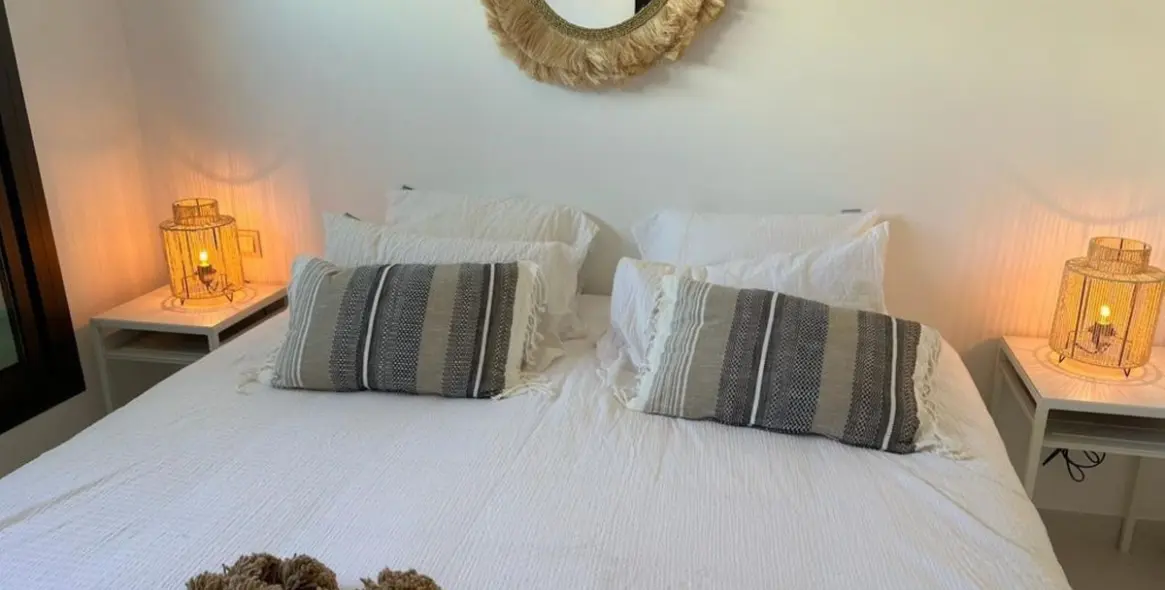 Alquiler a corto plazo de apartamento en planta media en Estepona 31