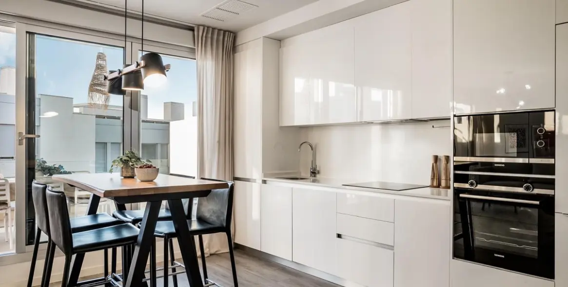 Long-term rent of middle floor apartment in Cancelada 1