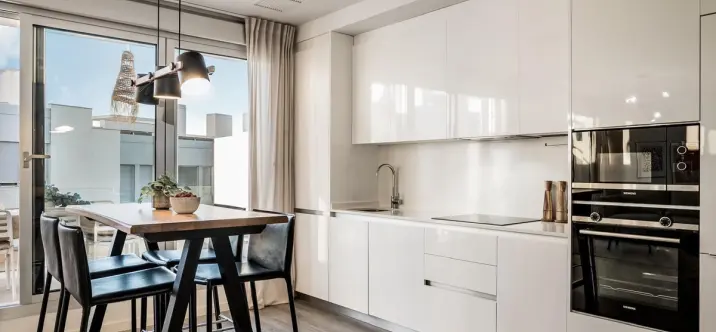 Long-term rent of middle floor apartment in Cancelada 0