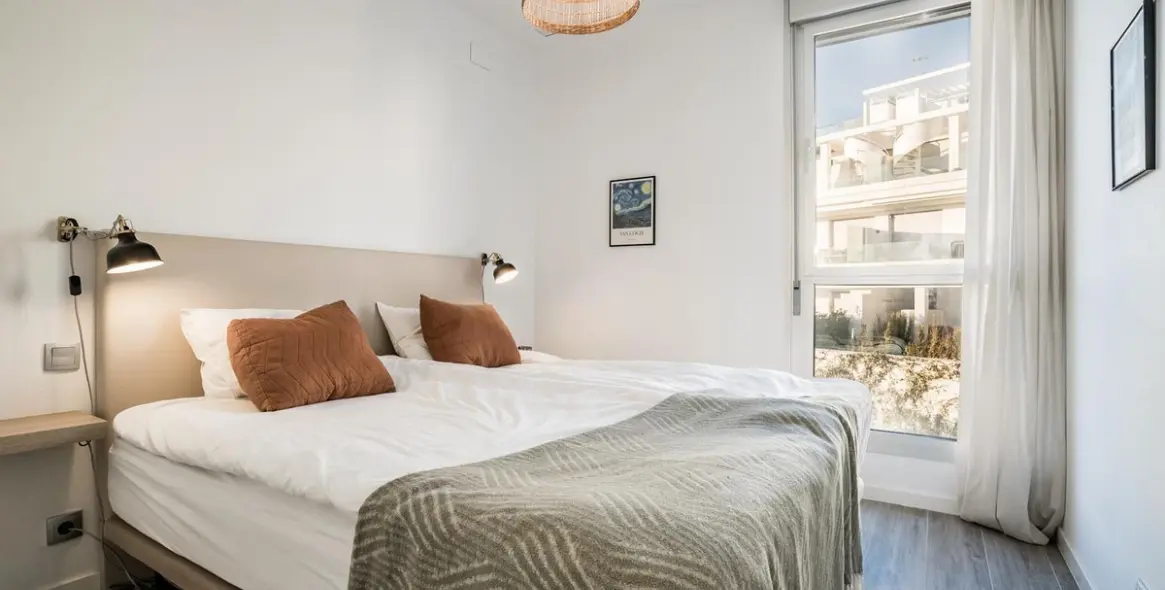 Long-term rent of middle floor apartment in Cancelada 8