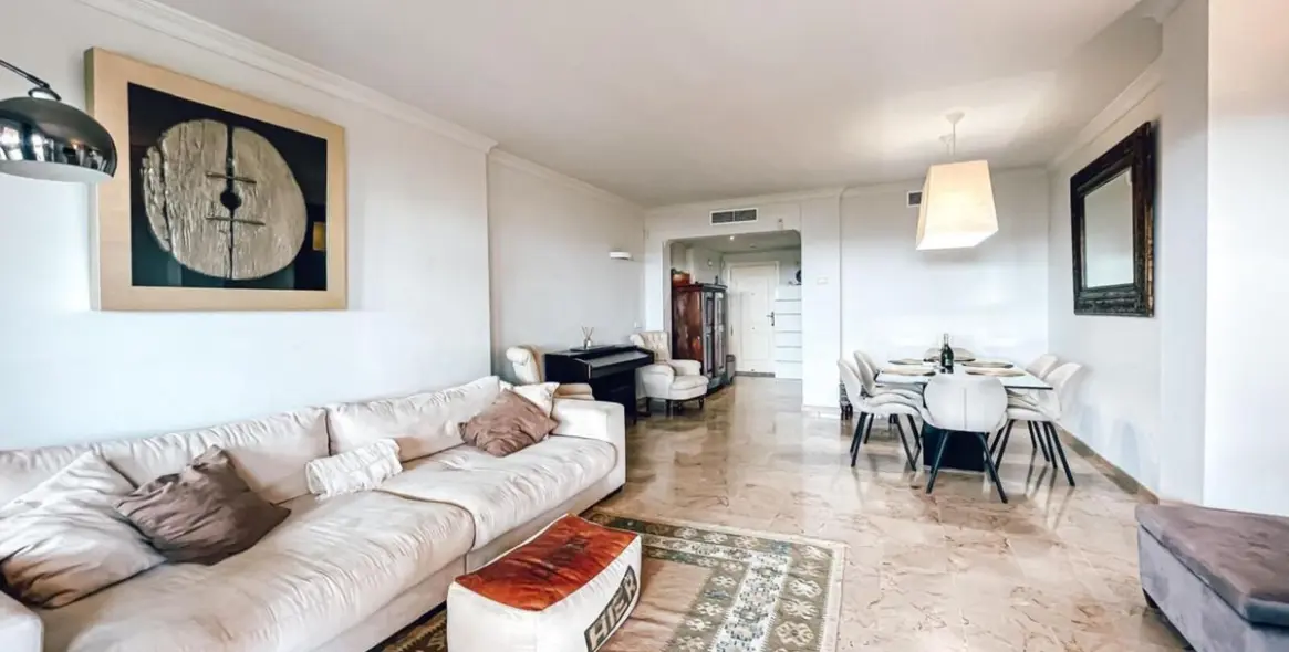 Long-term rent of ground floor apartment in Nueva Andalucía 1