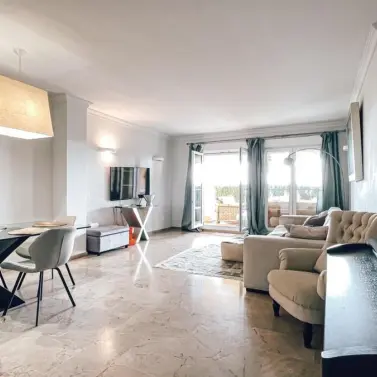 Long-term rent of ground floor apartment in Nueva Andalucía
