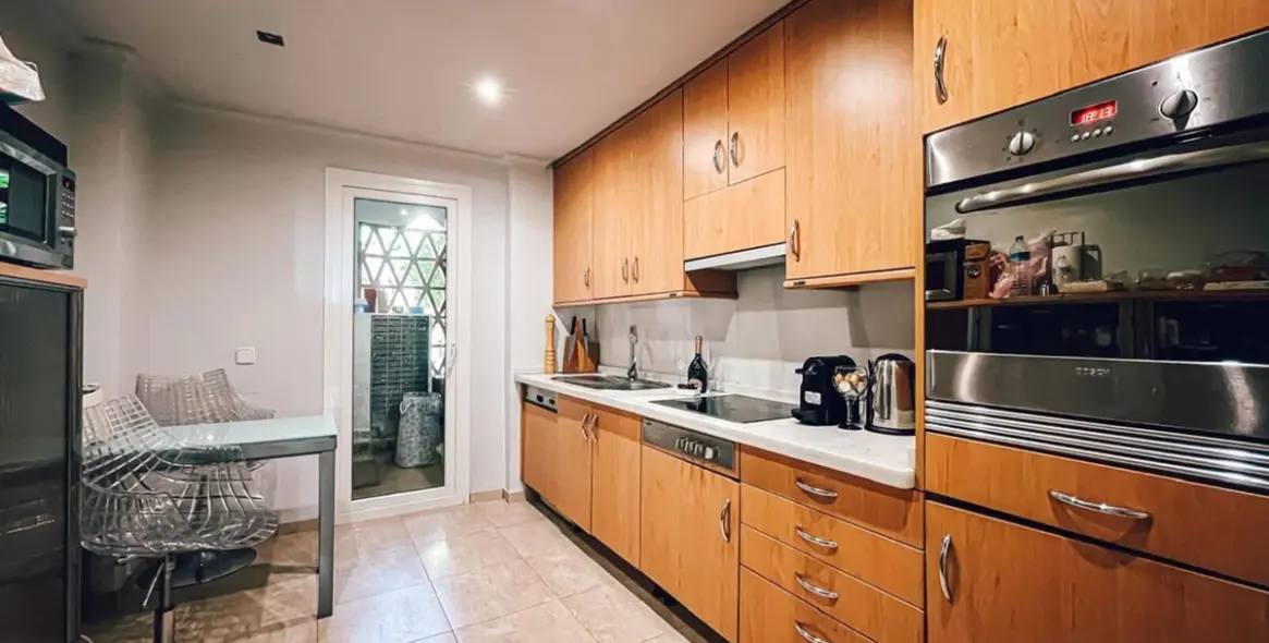 Long-term rent of ground floor apartment in Nueva Andalucía 16