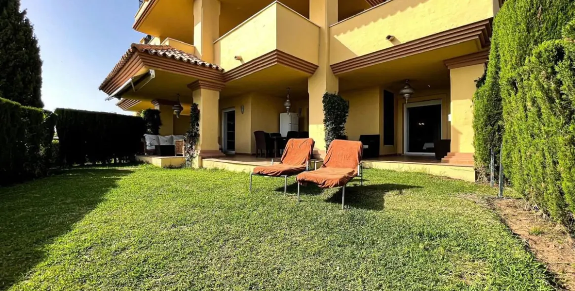 Long-term rent of ground floor apartment in Nueva Andalucía 22