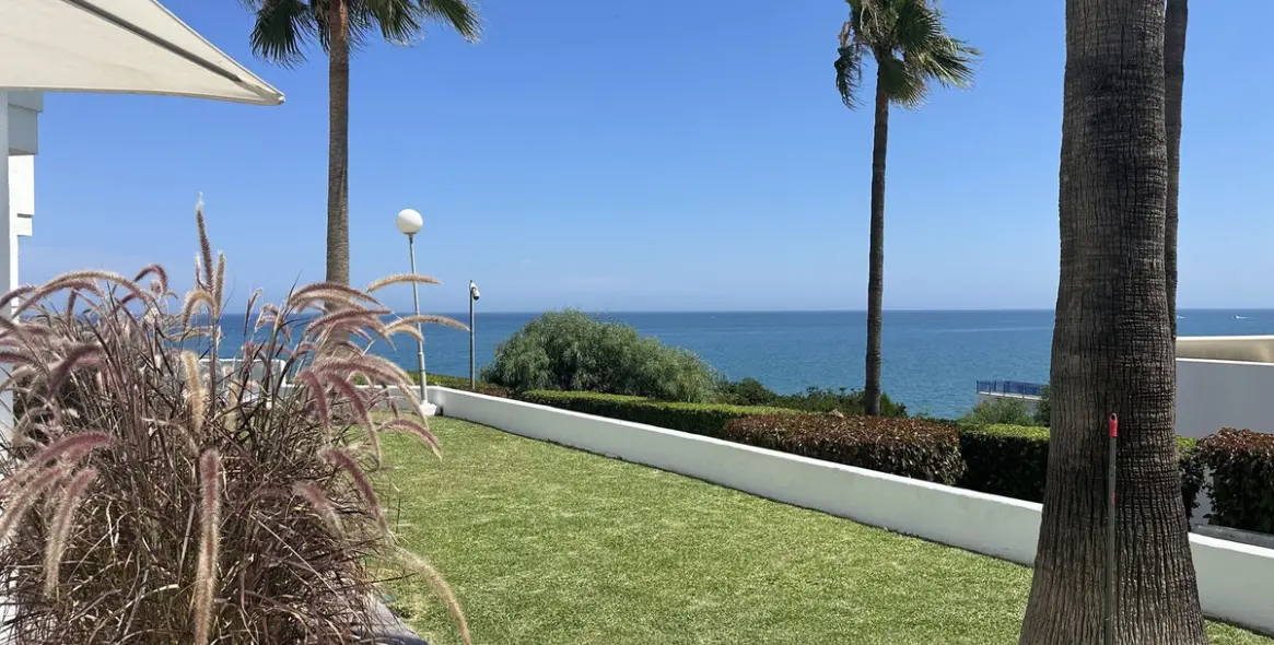 Продажа апартаментов на первом этаже в Mijas Costa 1