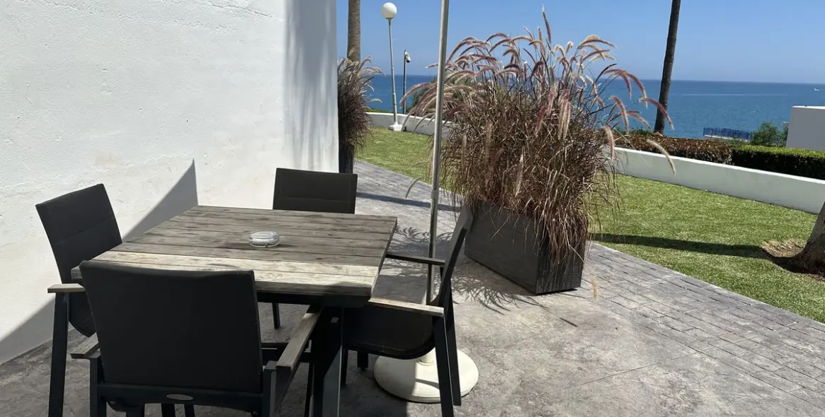 Продажа апартаментов на первом этаже в Mijas Costa 5