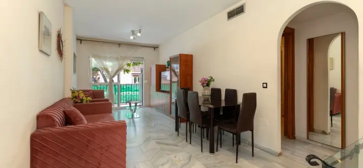 Venta de apartamento en planta media en Fuengirola 0
