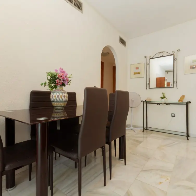 Venta de apartamento en planta media en Fuengirola