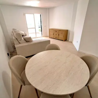 Sale of middle floor apartment in Benalmadena Costa