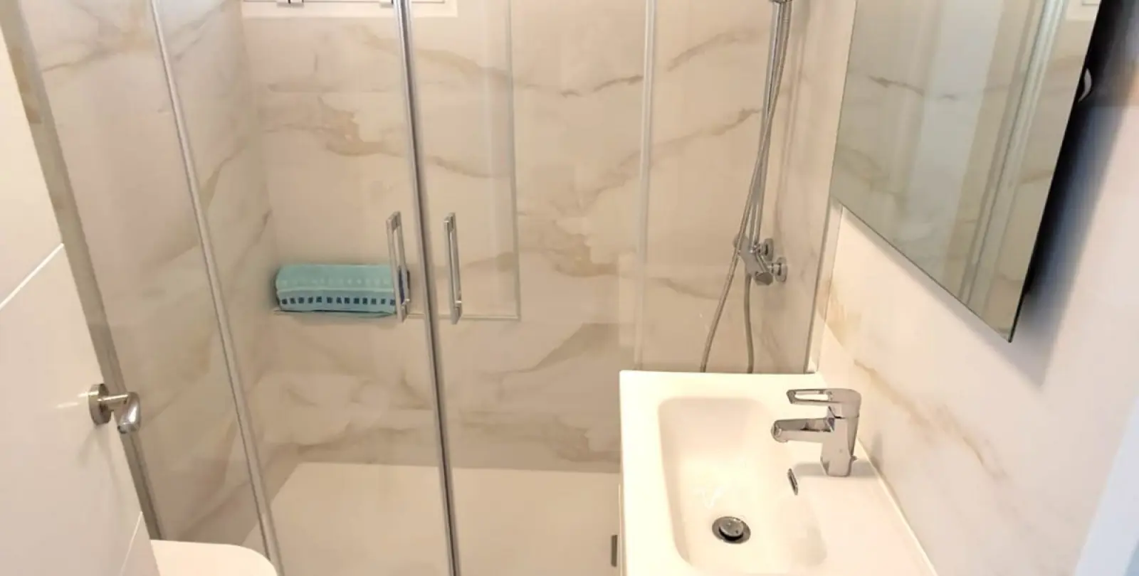 Продажа апартаментов на среднем этаже в Benalmadena Costa 15