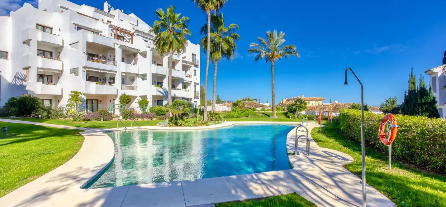 Venta de ático dúplex en Mijas Golf 0
