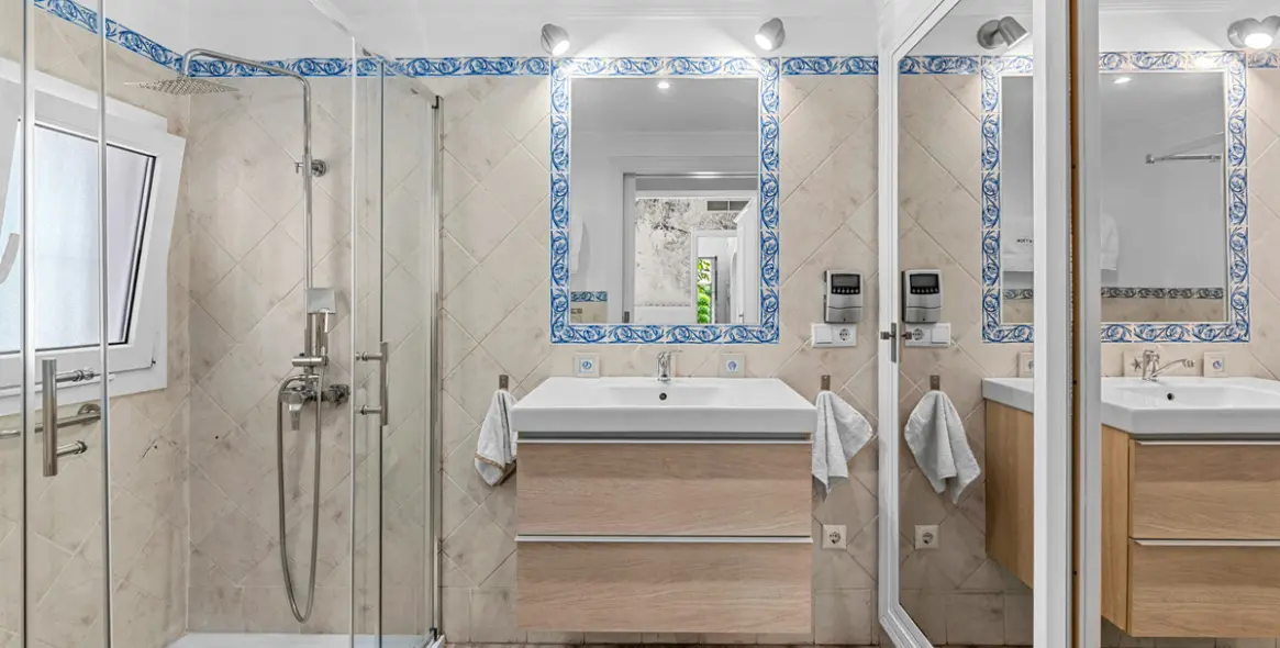 Продажа дома на две семьи в Cortijo Blanco 9