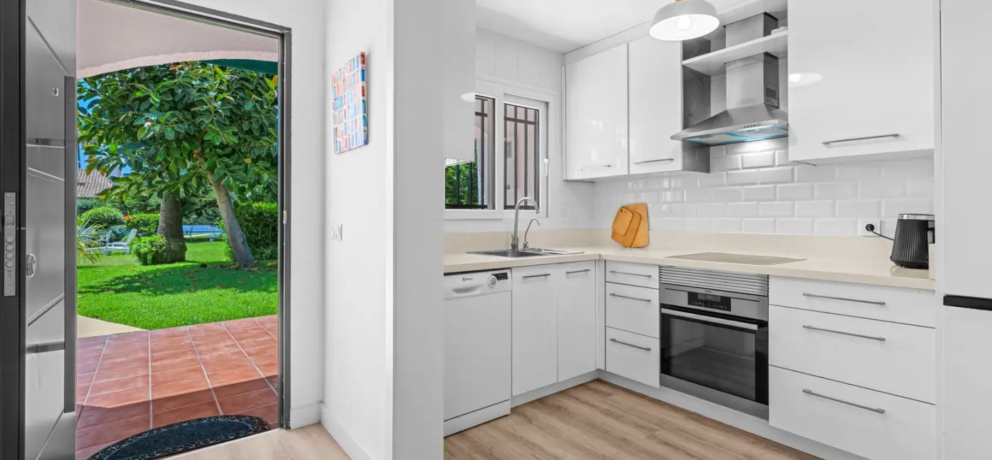 Продажа дома на две семьи в Cortijo Blanco 2