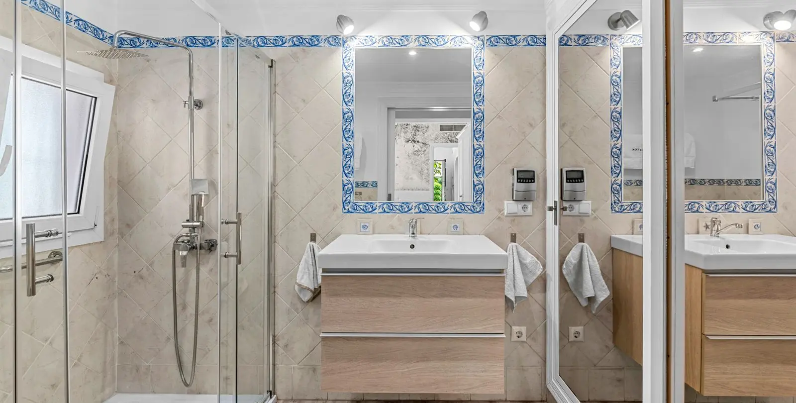 Sale of semi-detached house in Cortijo Blanco 10