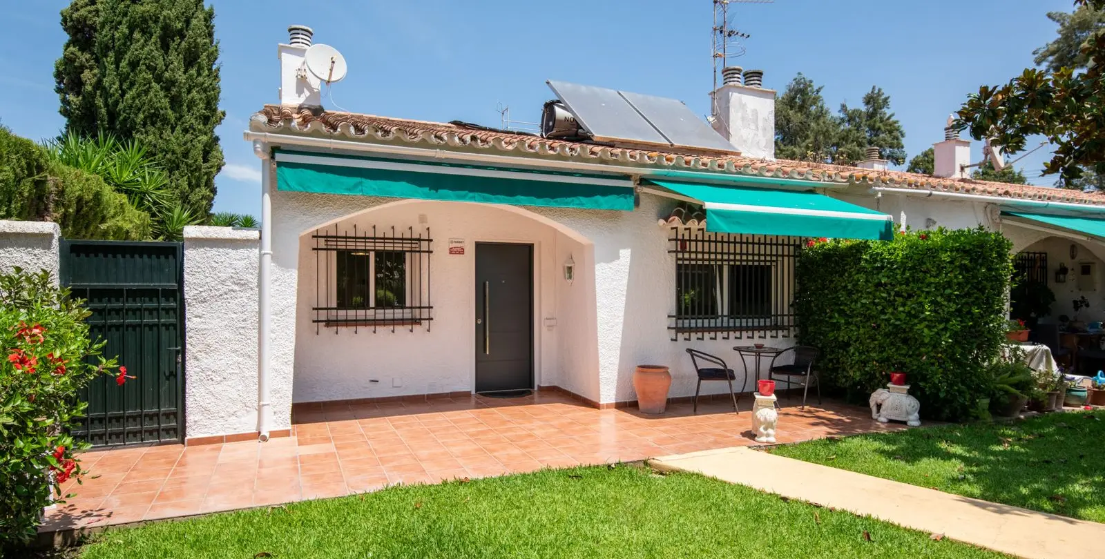 Sale of semi-detached house in Cortijo Blanco 18